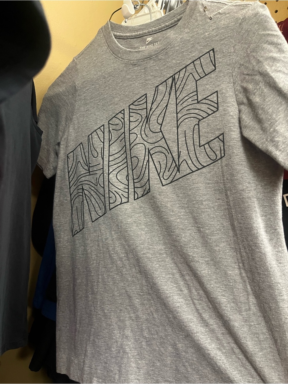 Boys Nike Heather Gray Short Sleeve Tee with Patterned Logo